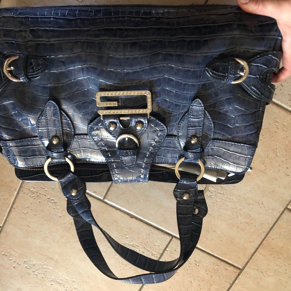 Guess purse faux leather